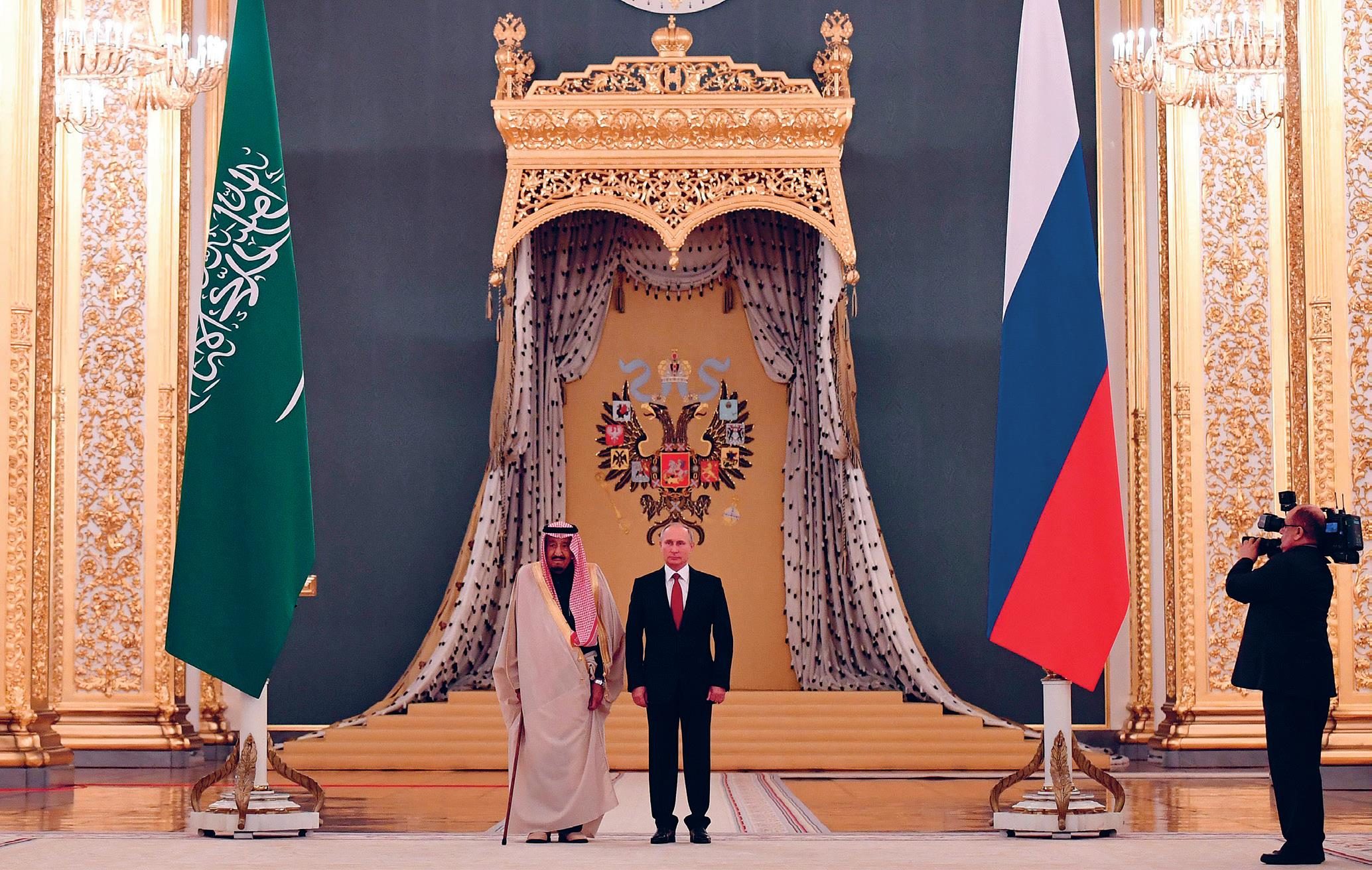 Saudi-Arabian kuningas Salman bin Abdelaziz historiallisella valtiovierailulla Moskovassa lokakuussa 2017.